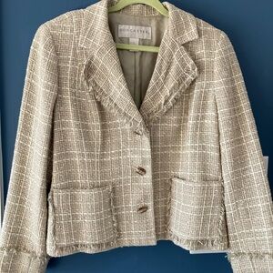 Vintage Doncaster ladies suit jacket / blazer size 16 cream/tan/white color